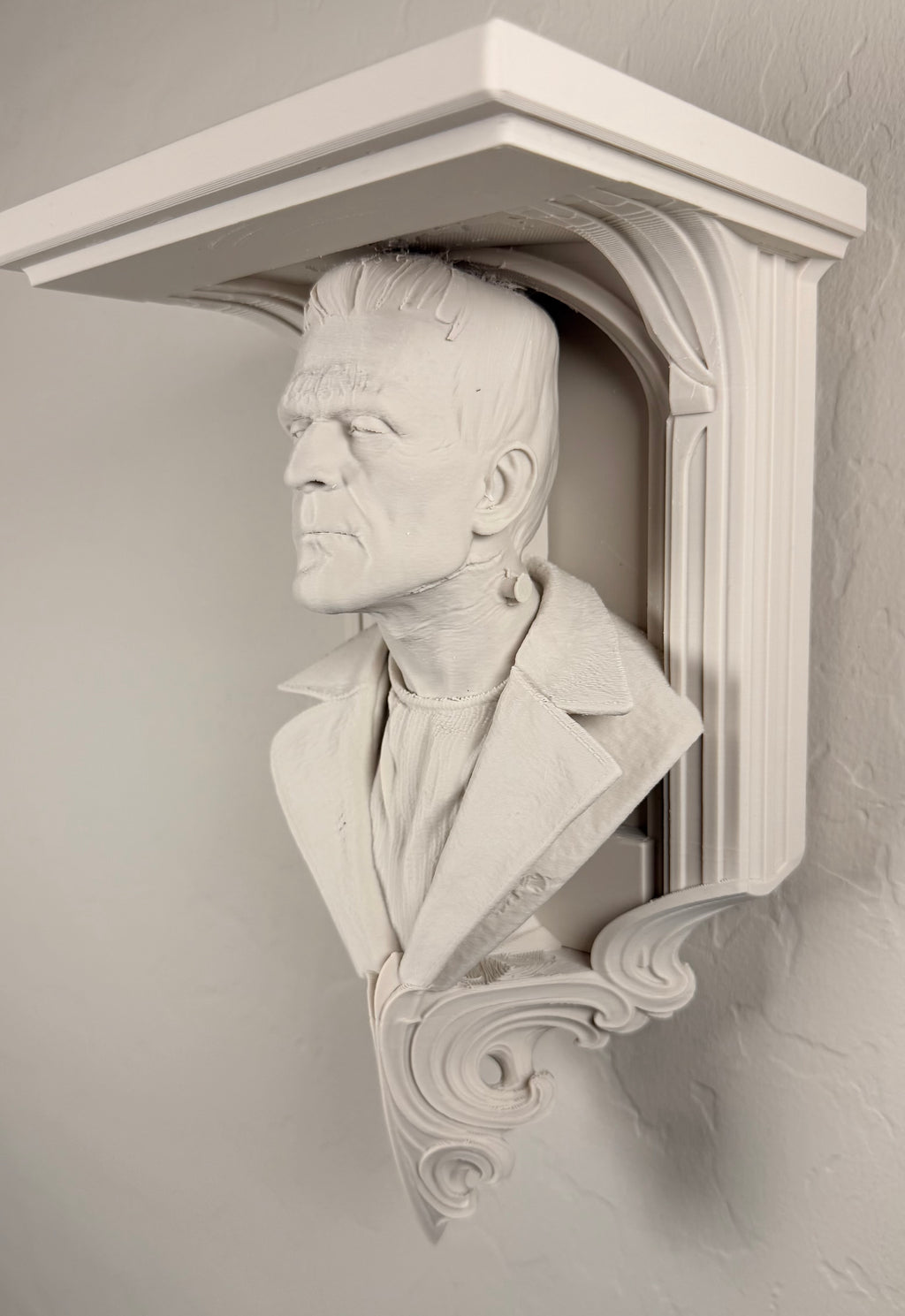 Horror Classic Frankenstein 6x5 Top Floating Wall Shelf Collectible
