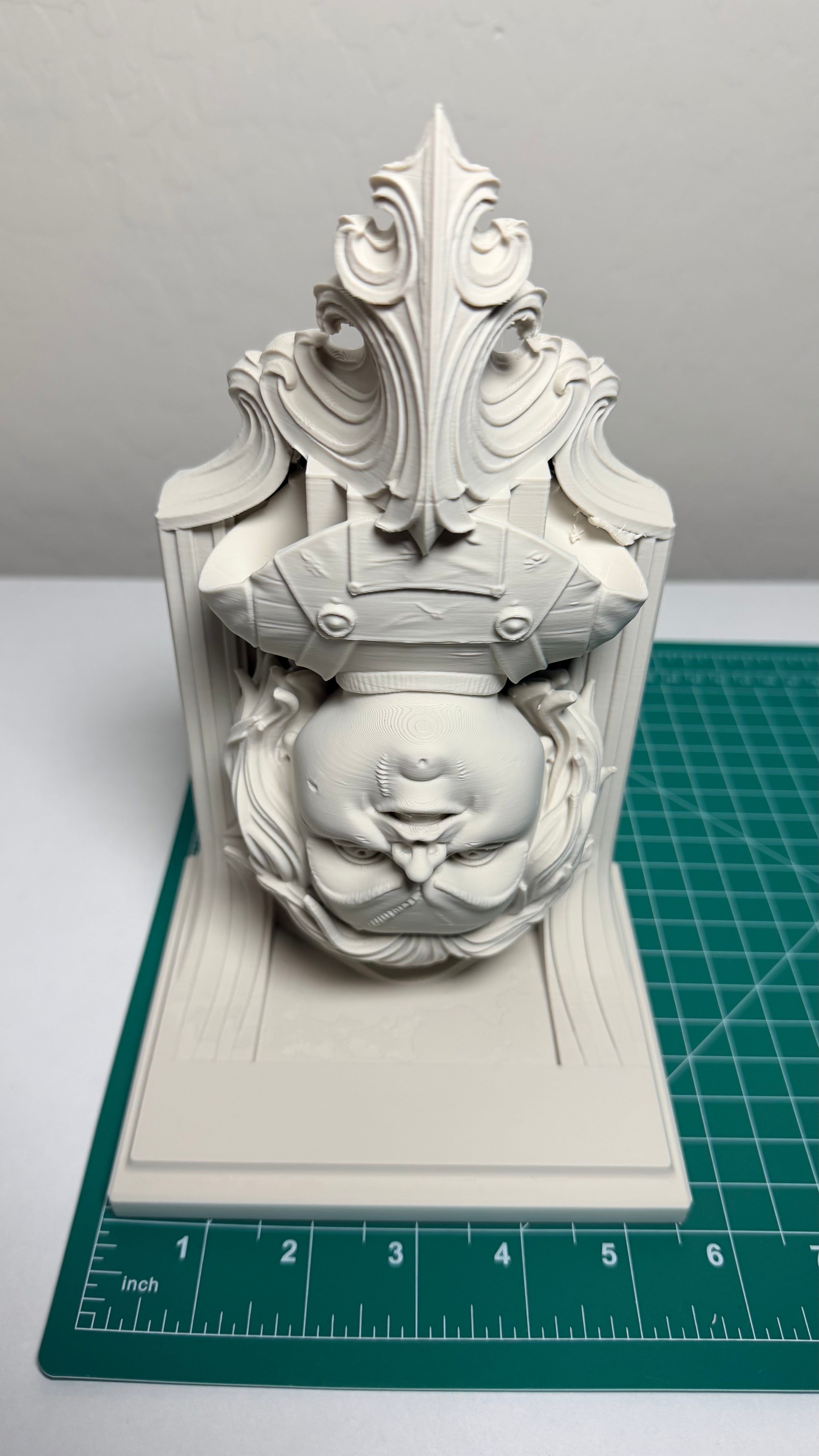 Horror Chucky 6x5 Top Floating Wall Shelf Collectible
