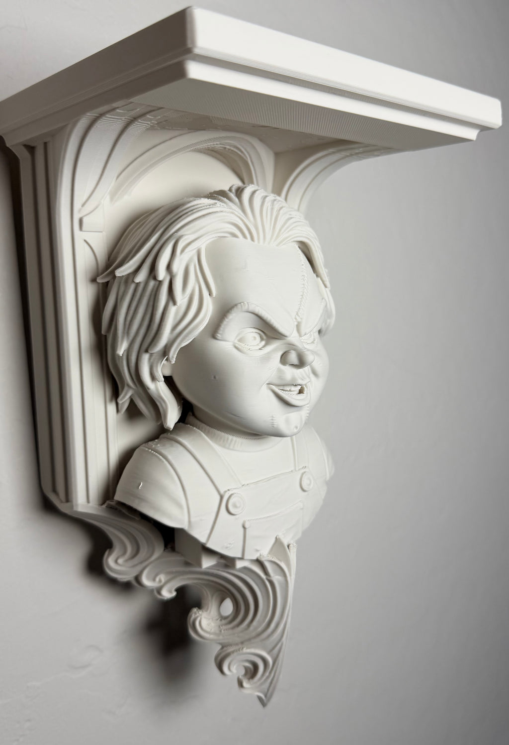 Horror Chucky 6x5 Top Floating Wall Shelf Collectible