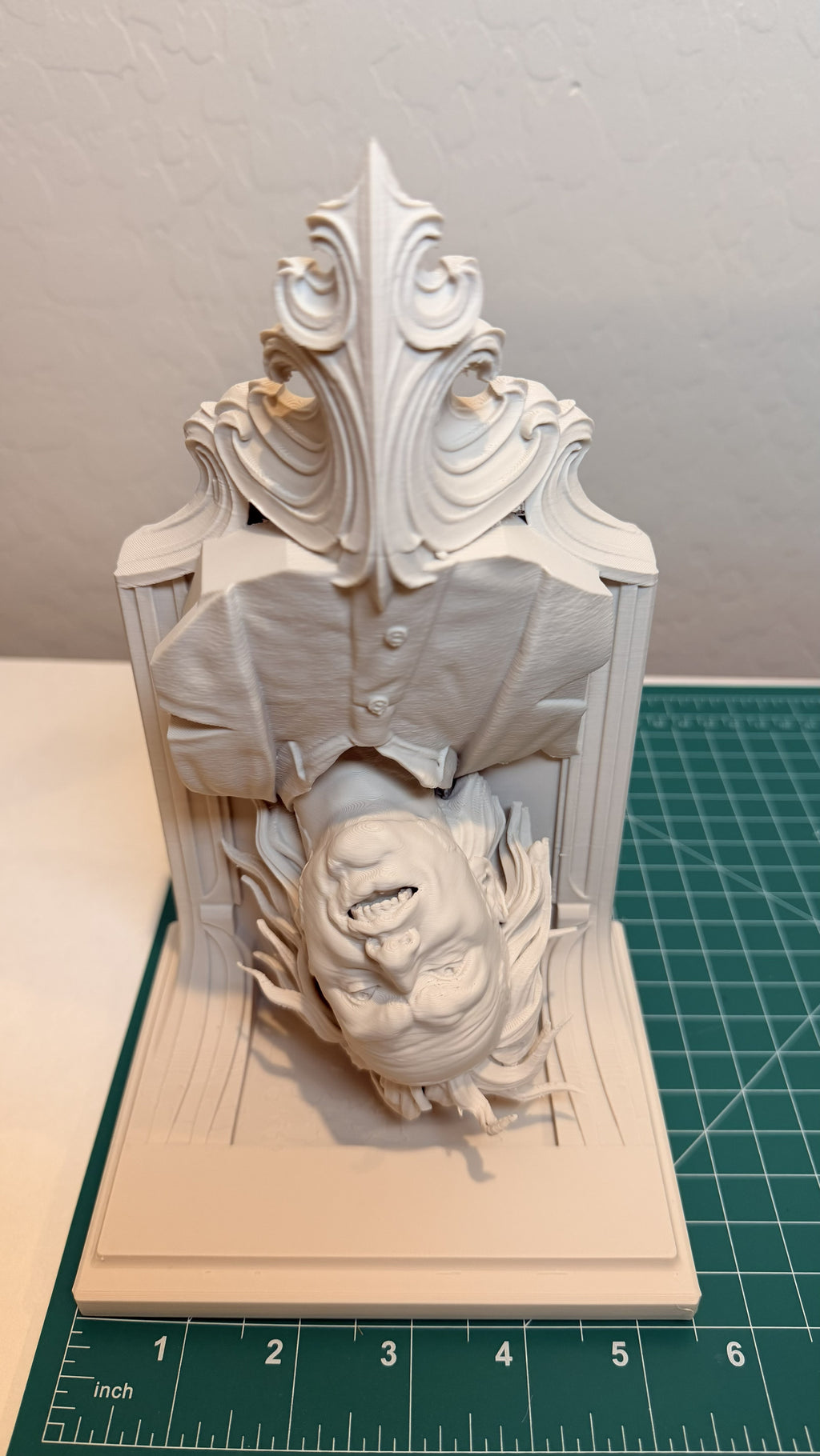 Horror Beetlejuice 6x5 Top Wall Shelf Collectible
