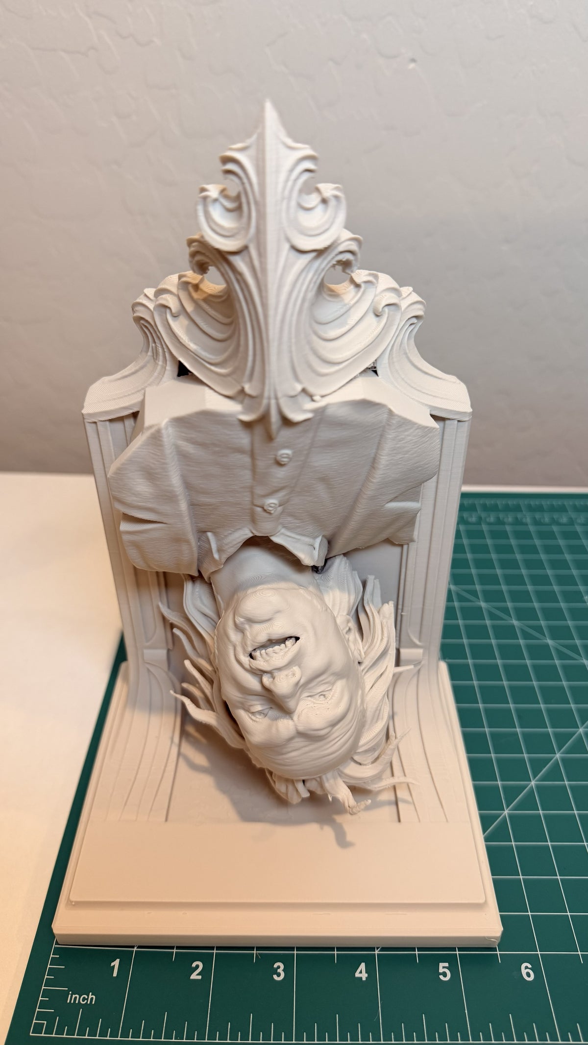 Horror Beetlejuice 6x5 Top Wall Shelf Collectible