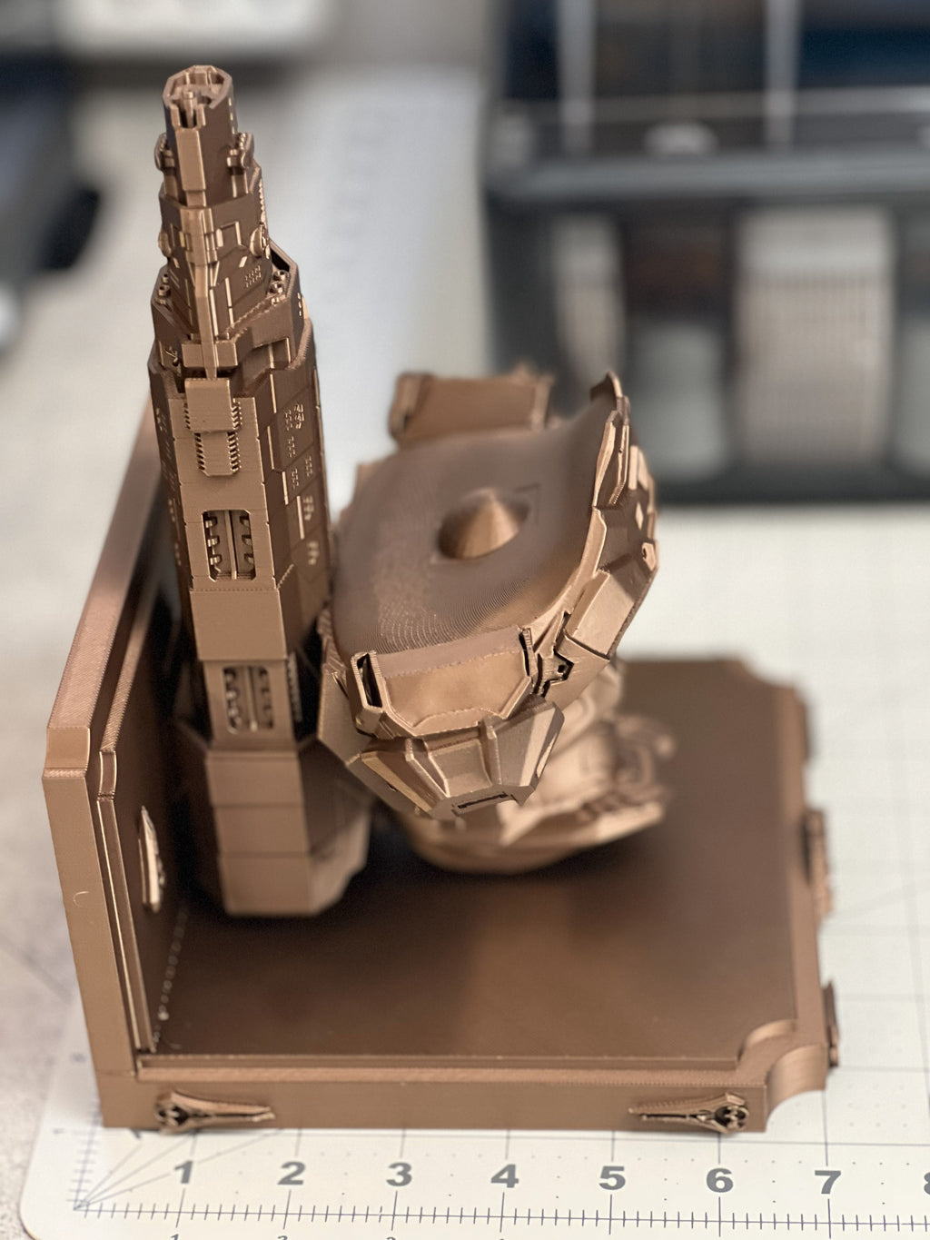 HALO Master Chief UNSC Pillar Of Autumn Like 7x7 Wall Shelf Collectible