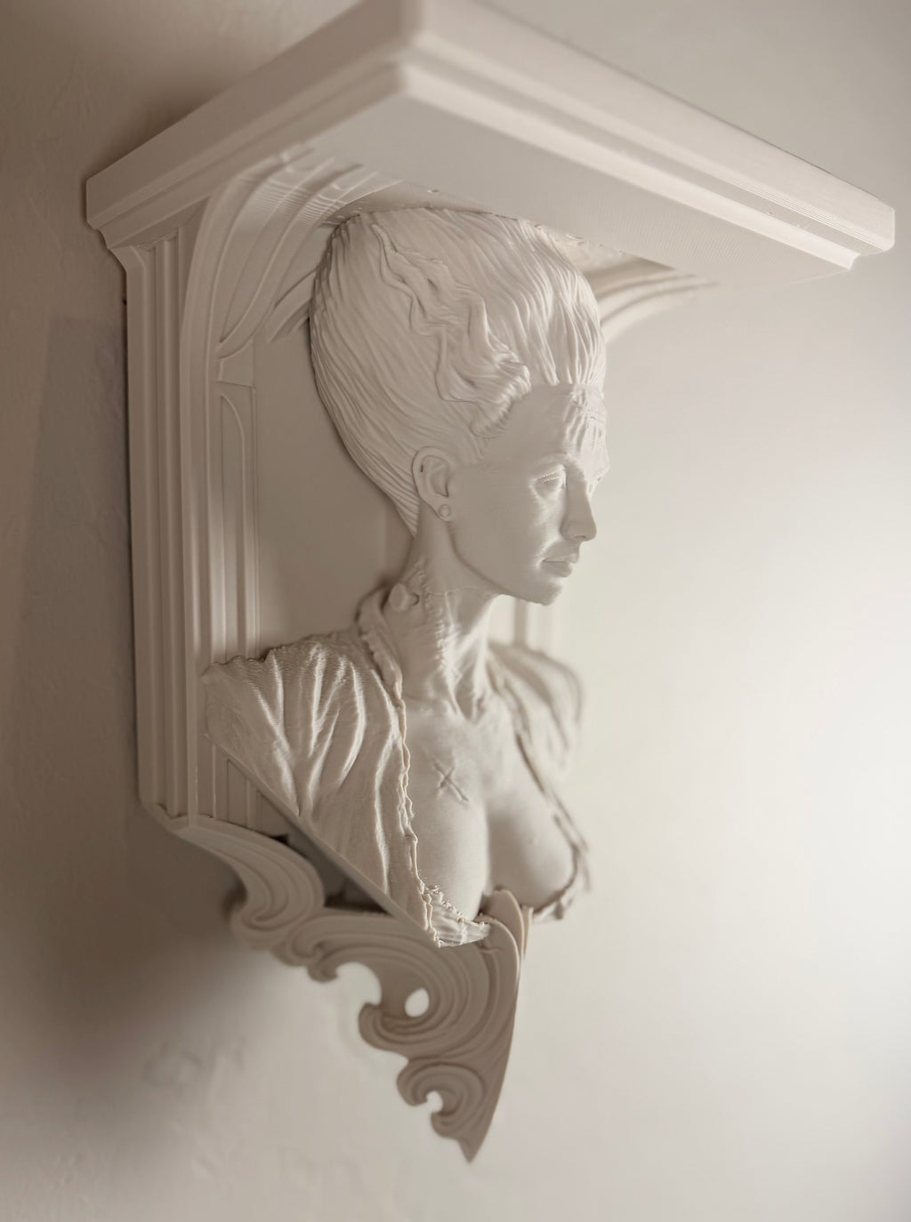 Horror Classic Bride of Frankenstein 6x5 Top Floating Wall Shelf Collectible