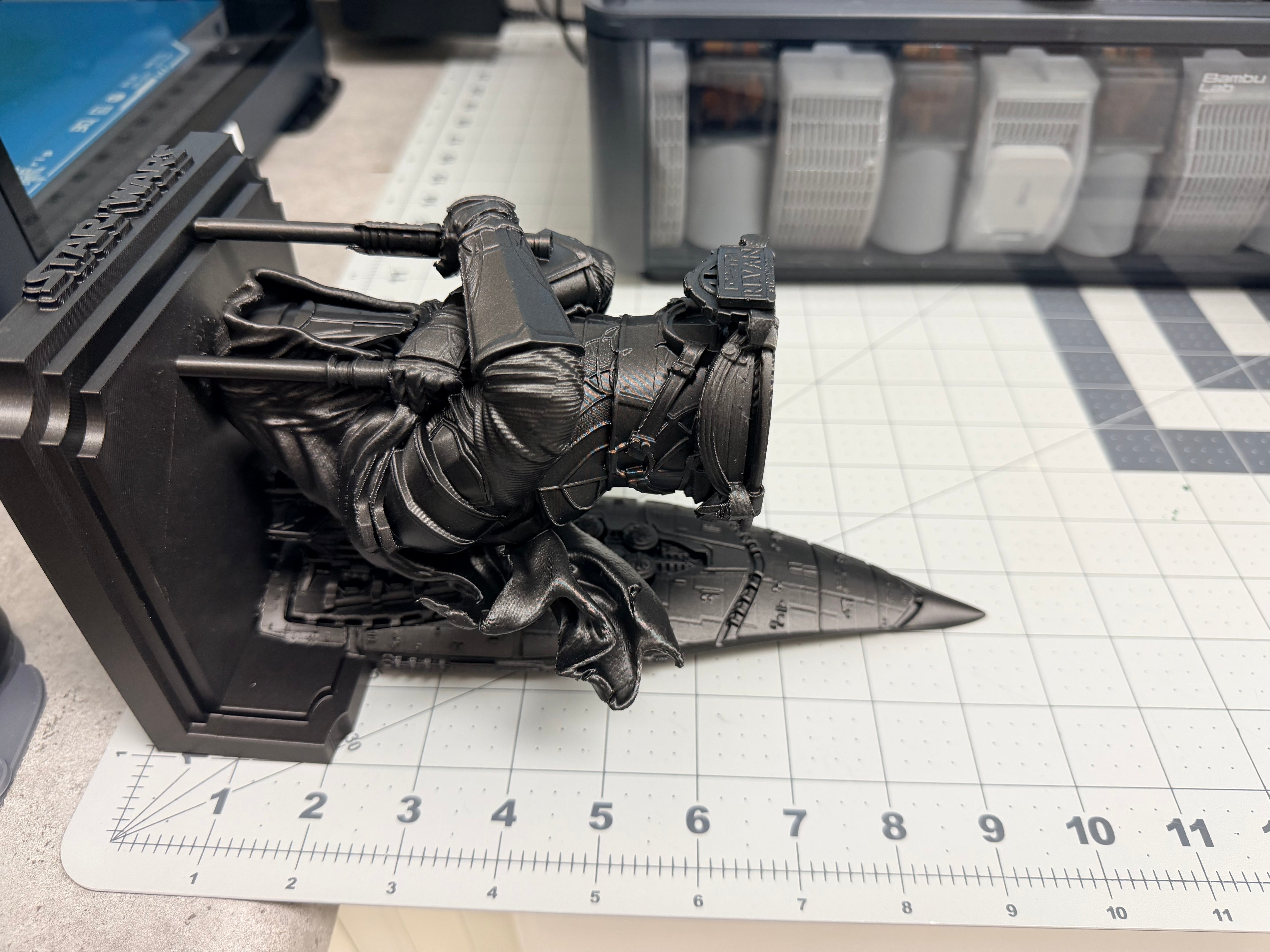 Star Wars - Darth Revan - Leviathan Like Floating Wall Shelf Collectible