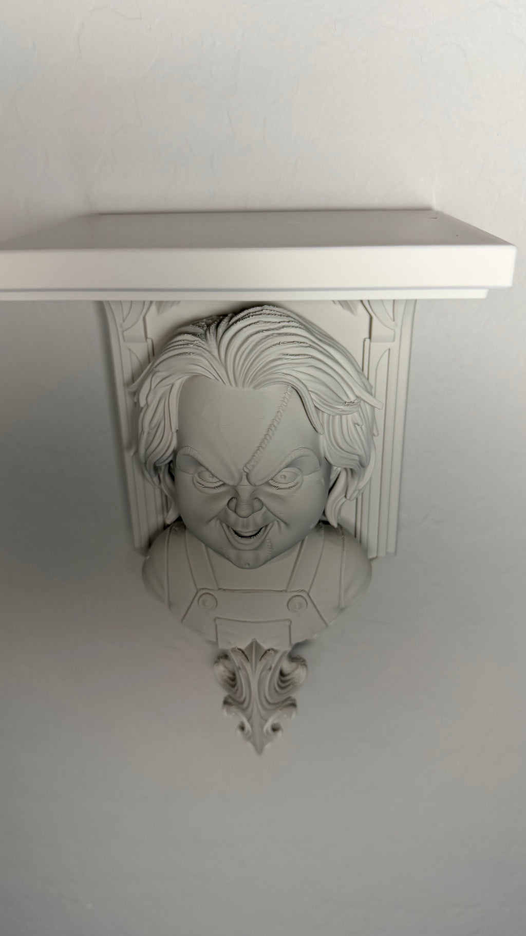 Horror Chucky 6x5 Top Floating Wall Shelf Collectible