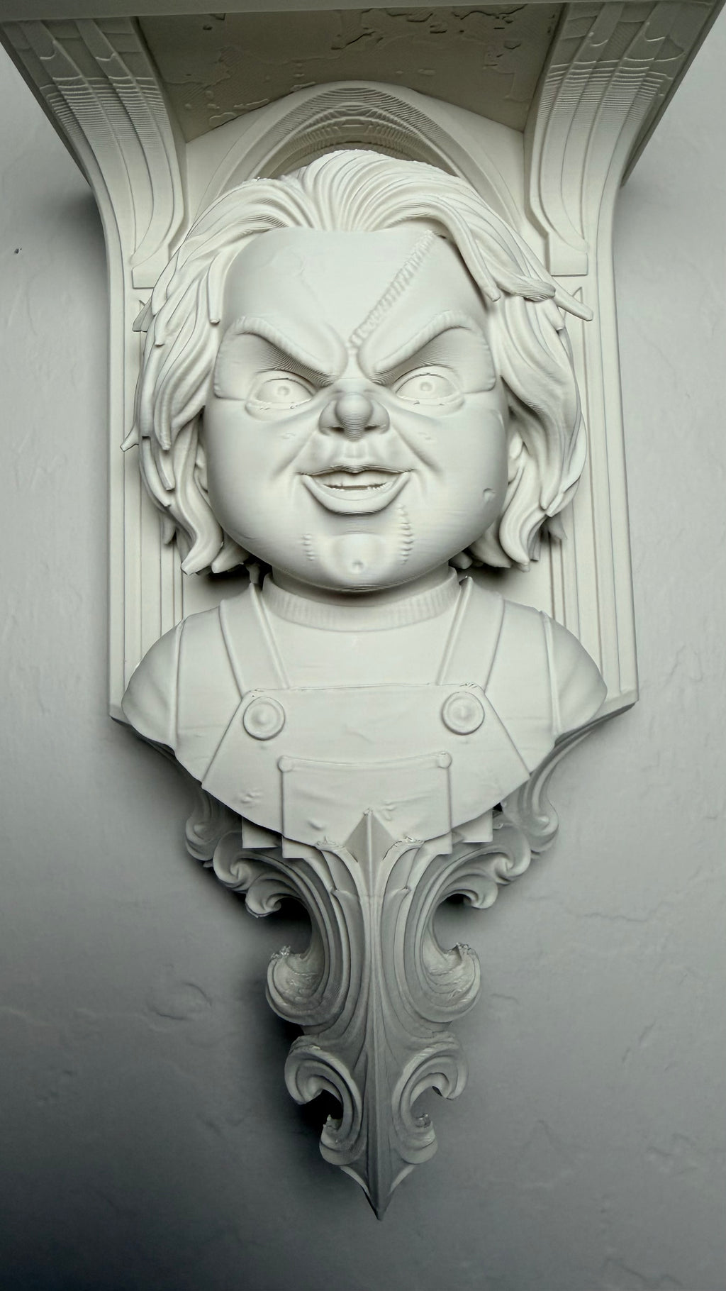Horror Chucky 6x5 Top Floating Wall Shelf Collectible