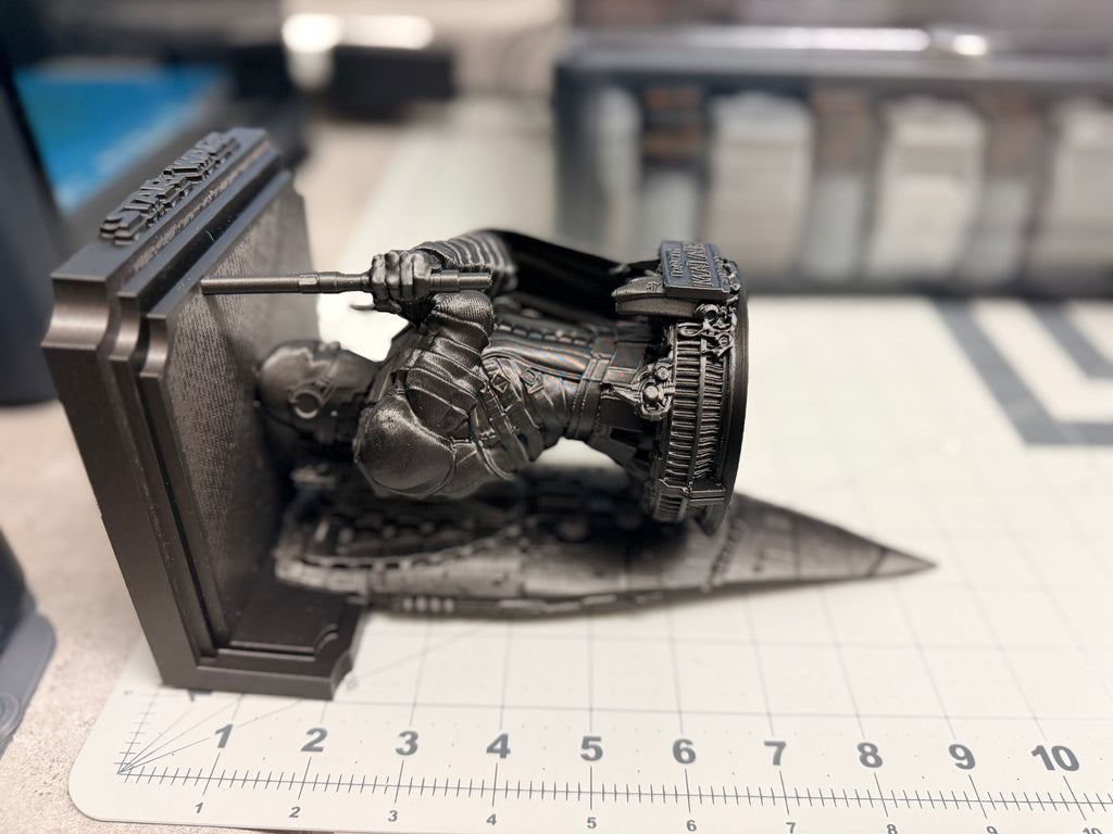 Star Wars - Darth Malak - Leviathan Like Floating Wall Shelf Collectible