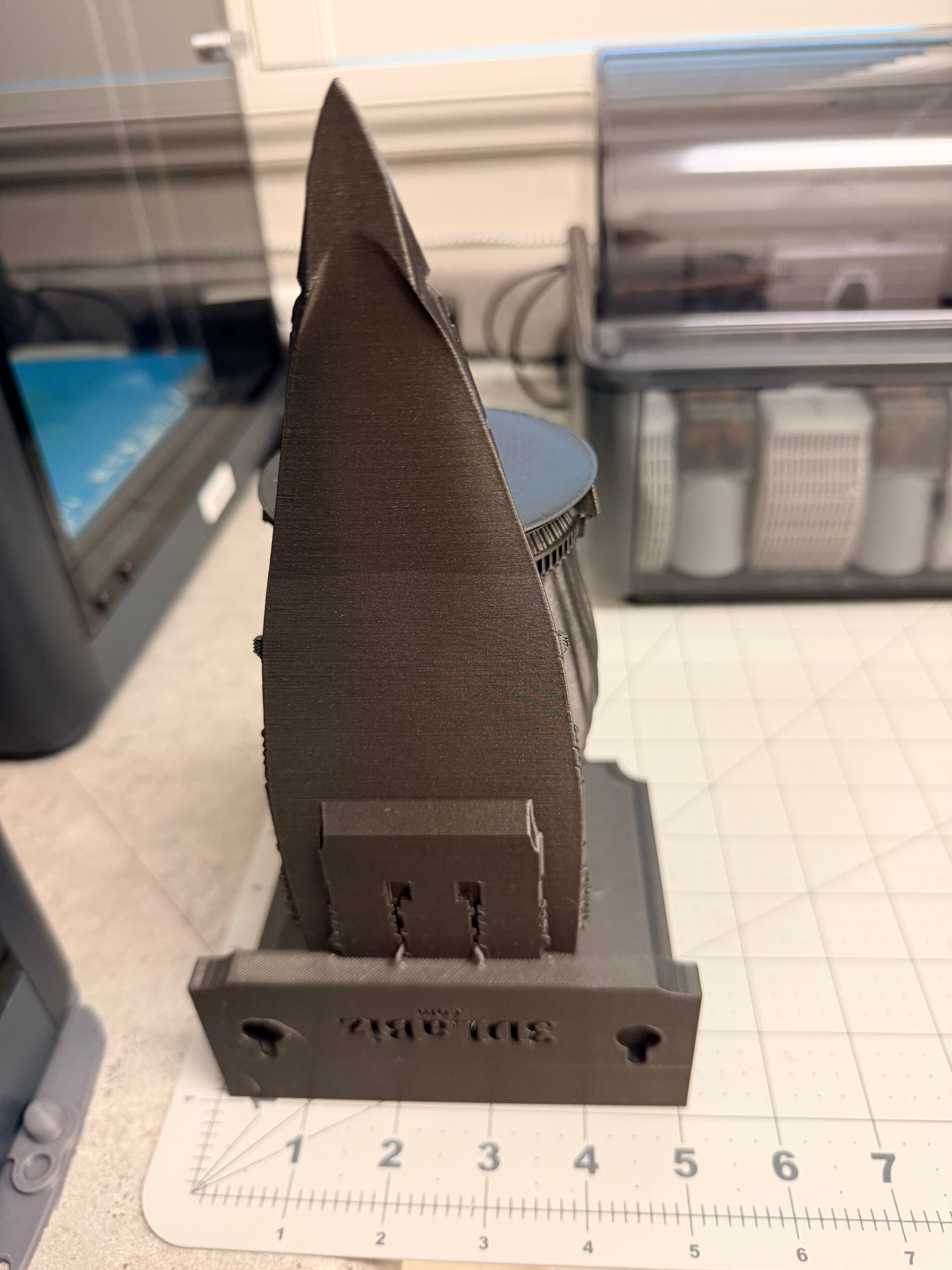 Star Wars - Darth Malak - Leviathan Like Floating Wall Shelf Collectible