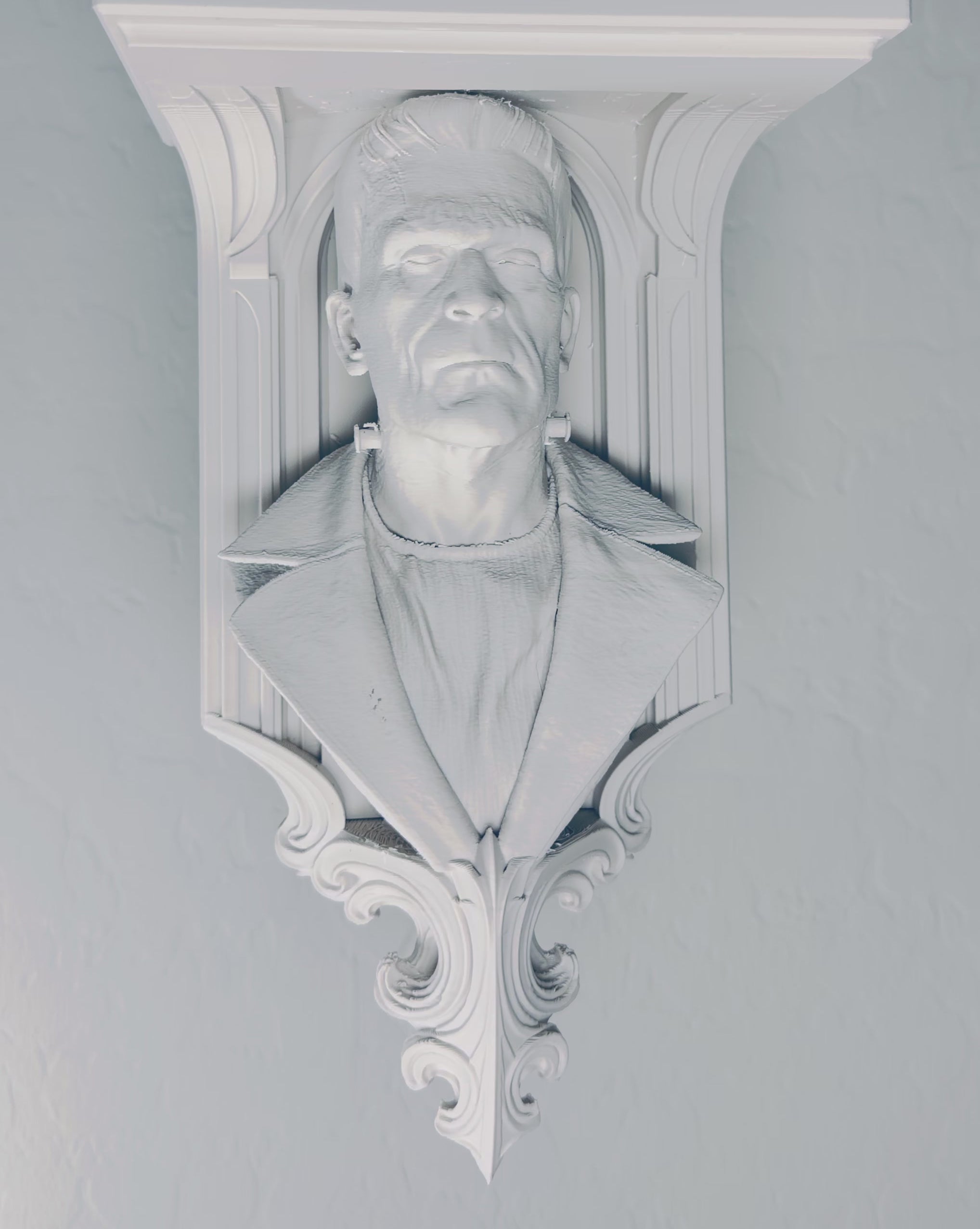 Horror Classic Frankenstein 6x5 Top Floating Wall Shelf Collectible